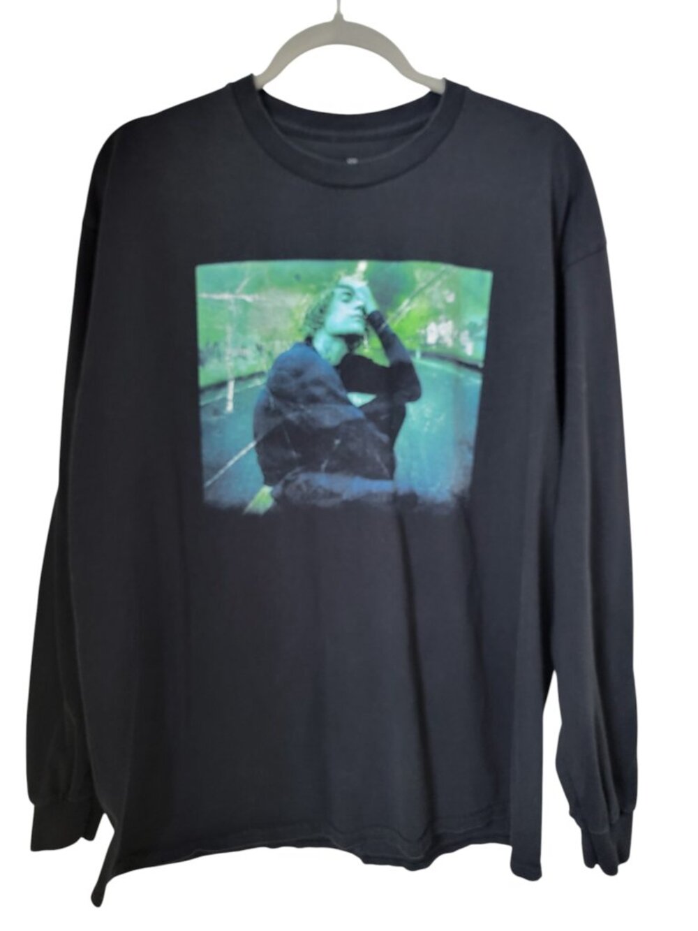 Justin Bieber Justice Tour Long Sleeve T Shirt Size XL, Gently Used Condition